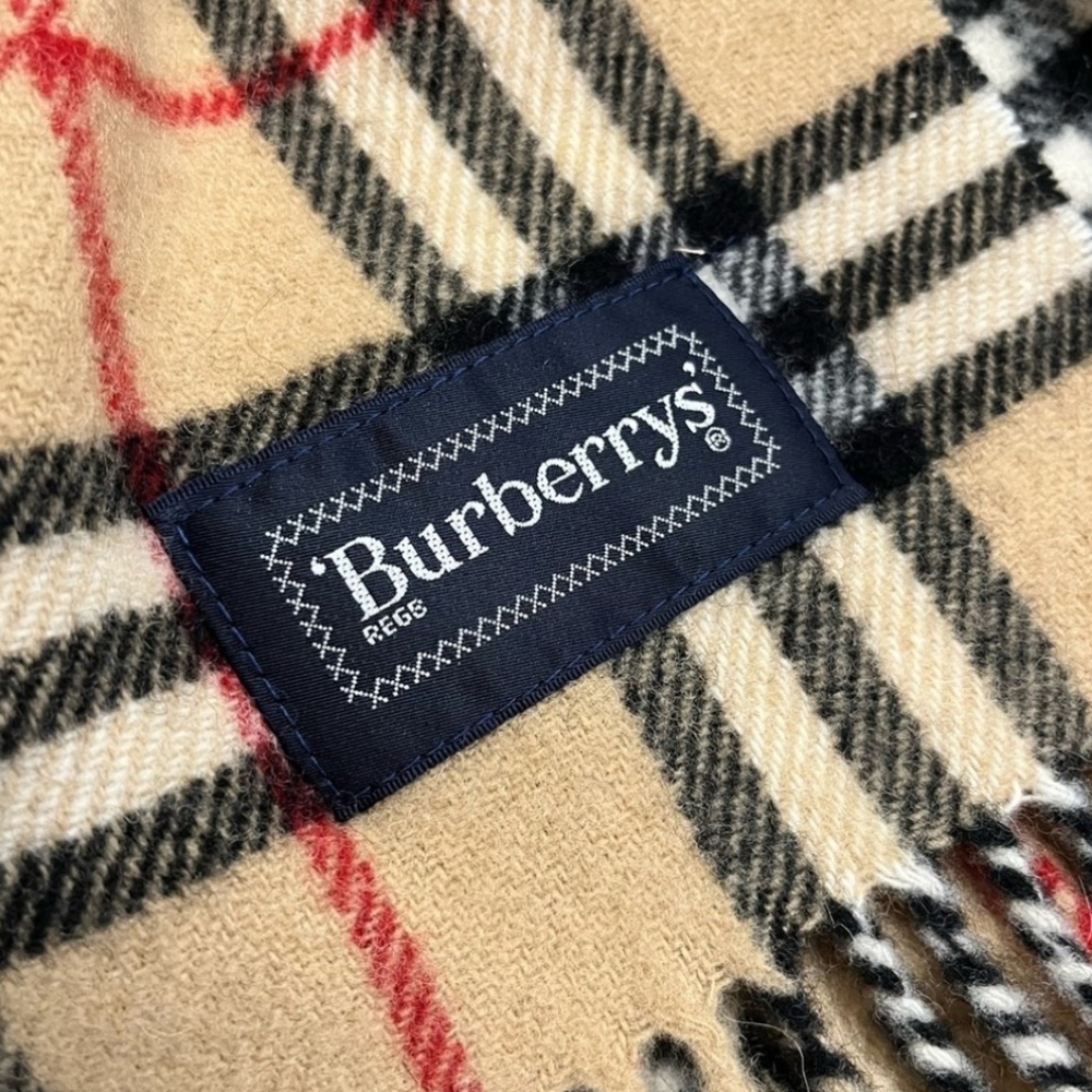 Authentic Burberry medium scarf/ small blanket - Picture 2 of 5